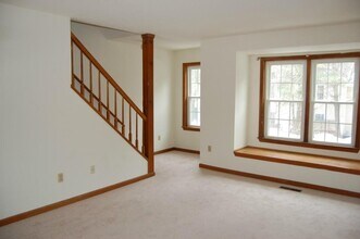 380 Hitchcock Rd in Waterbury, CT - Building Photo - Building Photo