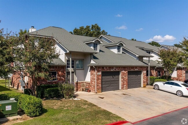 400 E Cypress Creek Rd