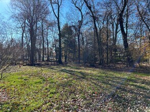 8 Greene Rd in Spring Valley, NY - Building Photo - Building Photo