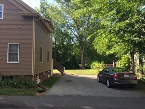 8 North St in South Hadley, MA - Building Photo - Building Photo