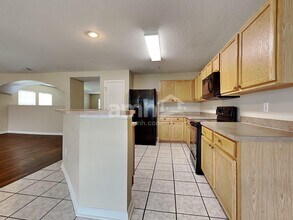 1438 Blues Creek Dr in Jacksonville, FL - Building Photo - Building Photo