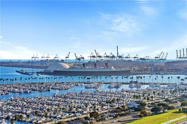 700 E Ocean Blvd, Unit 2807 in Long Beach, CA - Building Photo - Building Photo
