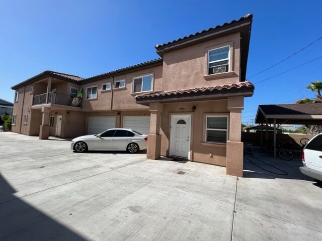 14896 Van Buren St in Midway City, CA - Building Photo