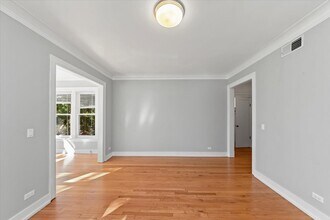 4821 N Washtenaw Ave, Unit 2 in Chicago, IL - Building Photo - Building Photo