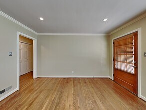 5736 12th Ave S in Birmingham, AL - Foto de edificio - Building Photo