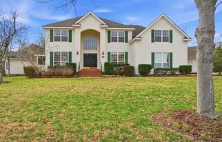 2537 Springhaven Dr in Virginia Beach, VA - Building Photo
