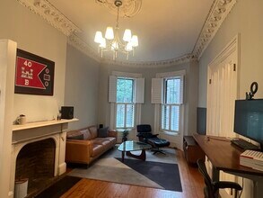 3 Wellington St, Unit 2 in Boston, MA - Building Photo - Building Photo