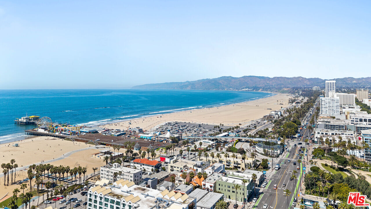 849 Ocean Ave in Santa Monica, CA - Building Photo