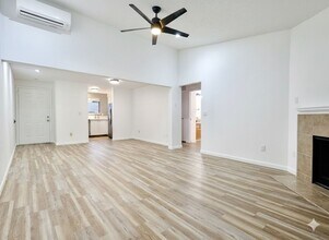 5160 SW 180TH Ave in Beaverton, OR - Building Photo - Building Photo