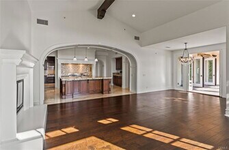 8 Whalers Bluff in Newport Beach, CA - Building Photo - Building Photo