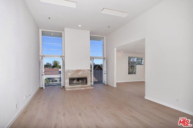 property at 5350 White Oak Ave