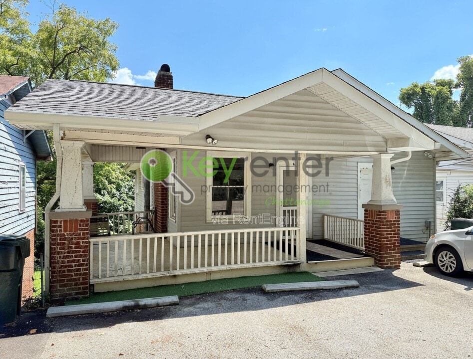 112 S Seminole Dr in Chattanooga, TN - Building Photo
