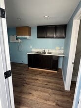 9613 Anzac Ave in Los Angeles, CA - Foto de edificio - Building Photo