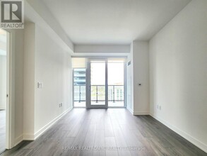 95-1495 Oneida Crescent in Richmond Hill, ON - Building Photo - Building Photo