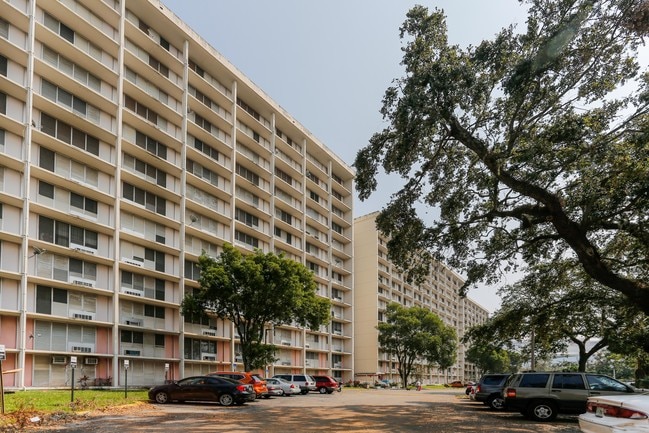 Robert King High Towers in Miami, FL - Building Photo - Building Photo