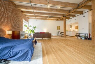 15 Sleeper St in Boston, MA - Building Photo - Building Photo