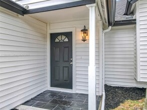 2160 Churchill Downs Cir in Orlando, FL - Building Photo - Building Photo