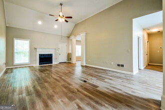 3419 Uncle Genes Way SE in Conyers, GA - Building Photo - Building Photo