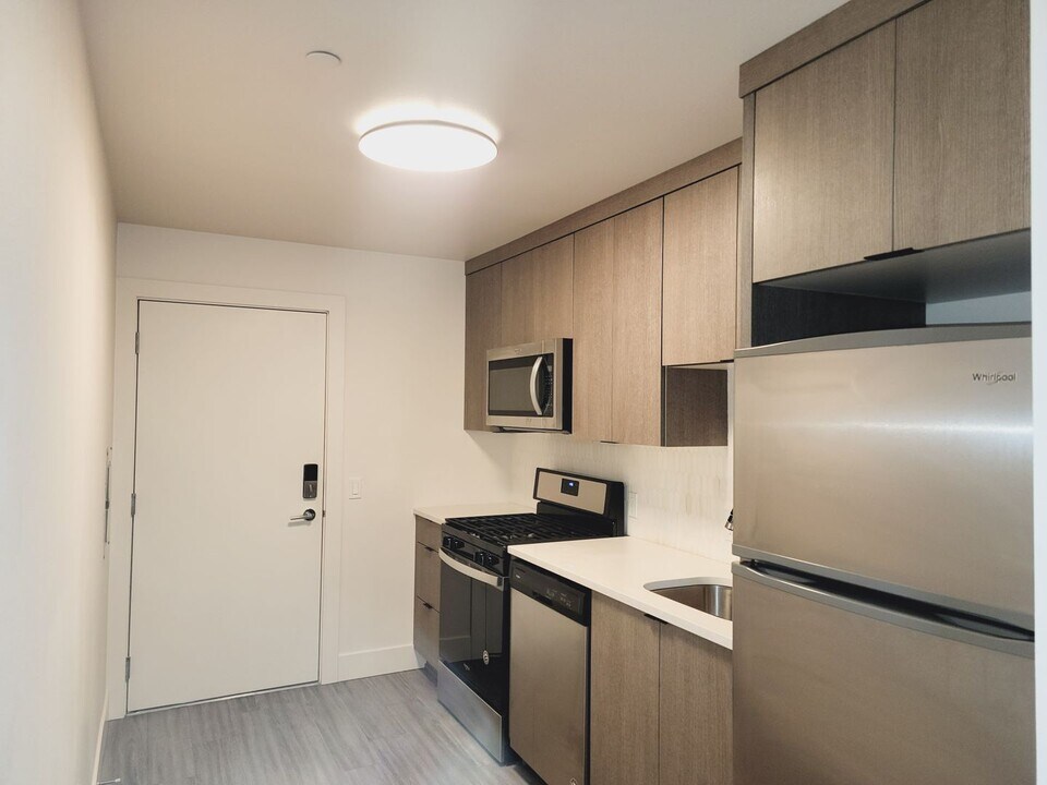 353 NE Failing St, Unit #B in Portland, OR - Building Photo