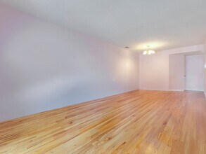 615 Quincy Bridge Ln in Glenview, IL - Building Photo - Building Photo