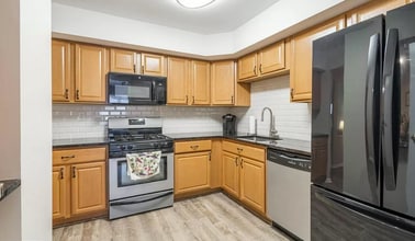 886 Andover Pl in Warminster, PA - Building Photo - Building Photo