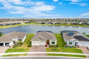 1082 Great Belt Cir in Melbourne, FL - Building Photo