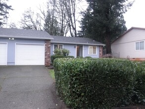 1575 Distinctive Ct S in Salem, OR - Building Photo - Building Photo