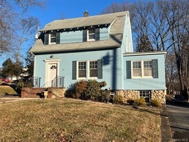 50 Prospect St in Nanuet, NY - Building Photo