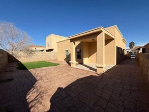 11541 Porfirio Payan Dr in El Paso, TX - Building Photo - Building Photo