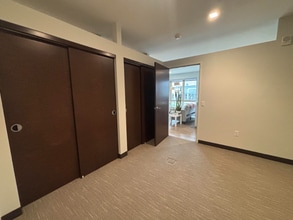 9150 W Watertown Plank Rd in Wauwatosa, WI - Building Photo - Building Photo
