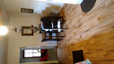 30 N Trinity St in Gilmer, TX - Building Photo - Building Photo