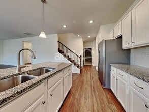 2150 Brook Enclave Trail in Lilburn, GA - Foto de edificio - Building Photo