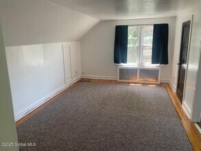 104 Thornton St in Albany, NY - Building Photo - Building Photo