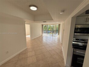 10875 SW 112th Ave in Miami, FL - Building Photo - Building Photo