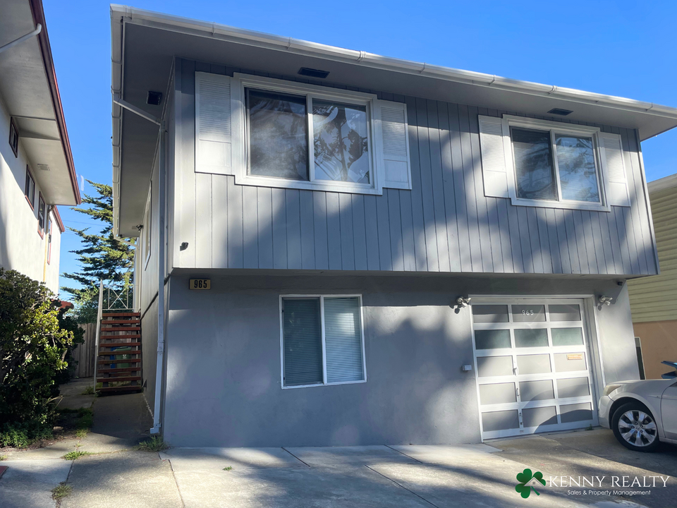 965 Higate Dr in Daly City, CA - Building Photo