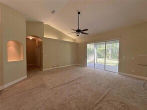 30 Wild Fern Ln in Ormond Beach, FL - Foto de edificio - Building Photo