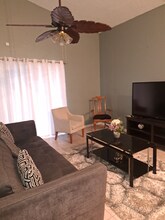 4155 Shadow Creek Cir in Oviedo, FL - Building Photo - Building Photo