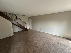 2869 Seminole Trl in Lima, OH - Foto de edificio - Building Photo
