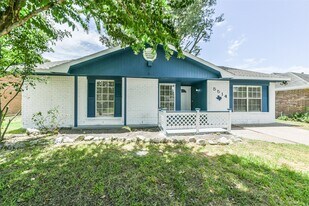 5514 Vickita Dr in Houston, TX - Building Photo