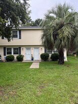 614 4th Ave S in Myrtle Beach, SC - Building Photo