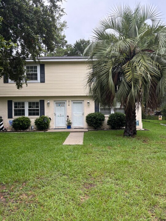 614 4th Ave S in Myrtle Beach, SC - Foto de edificio