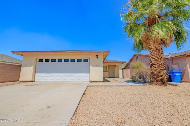 1238 E Fremont Rd