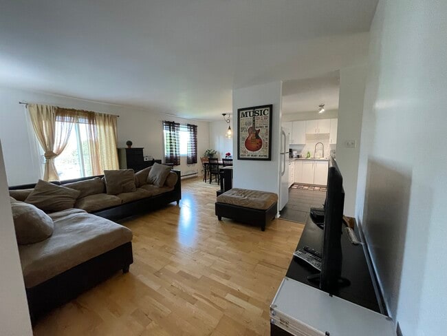 property at 113 Lalande Rue