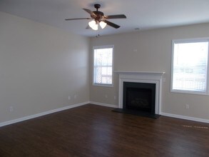 109 Morrocroft Ln in Mooresville, NC - Building Photo - Building Photo