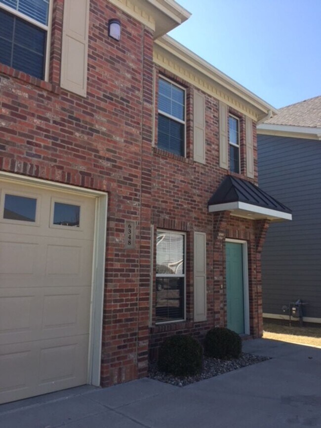 property at 6318 Lakeside Ln