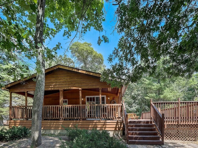 property at 128 Lake Shore Dr