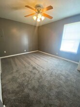 812 Washington Ave in Oak Grove, KY - Building Photo - Building Photo