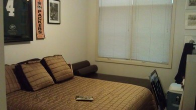 333 N Jefferson St-Unit -304 in Chicago, IL - Building Photo - Building Photo