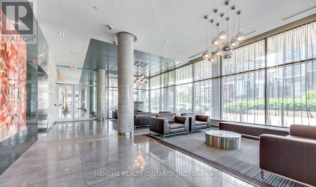 705-4k Spadina Ave. in Toronto, ON - Building Photo - Building Photo