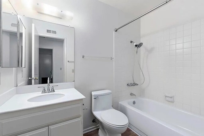 10033 Kibler Dr in San Diego, CA - Building Photo - Building Photo